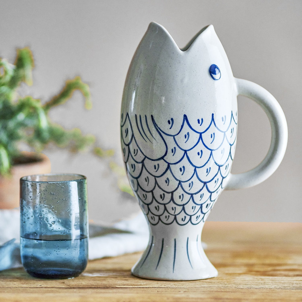 Eimy Fish Stoneware Jug - Cream
