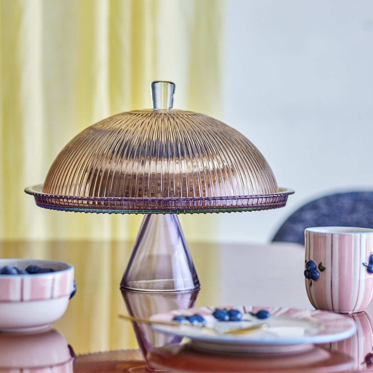 Tayo Round Glass Cake Stand with Lid - Multi
