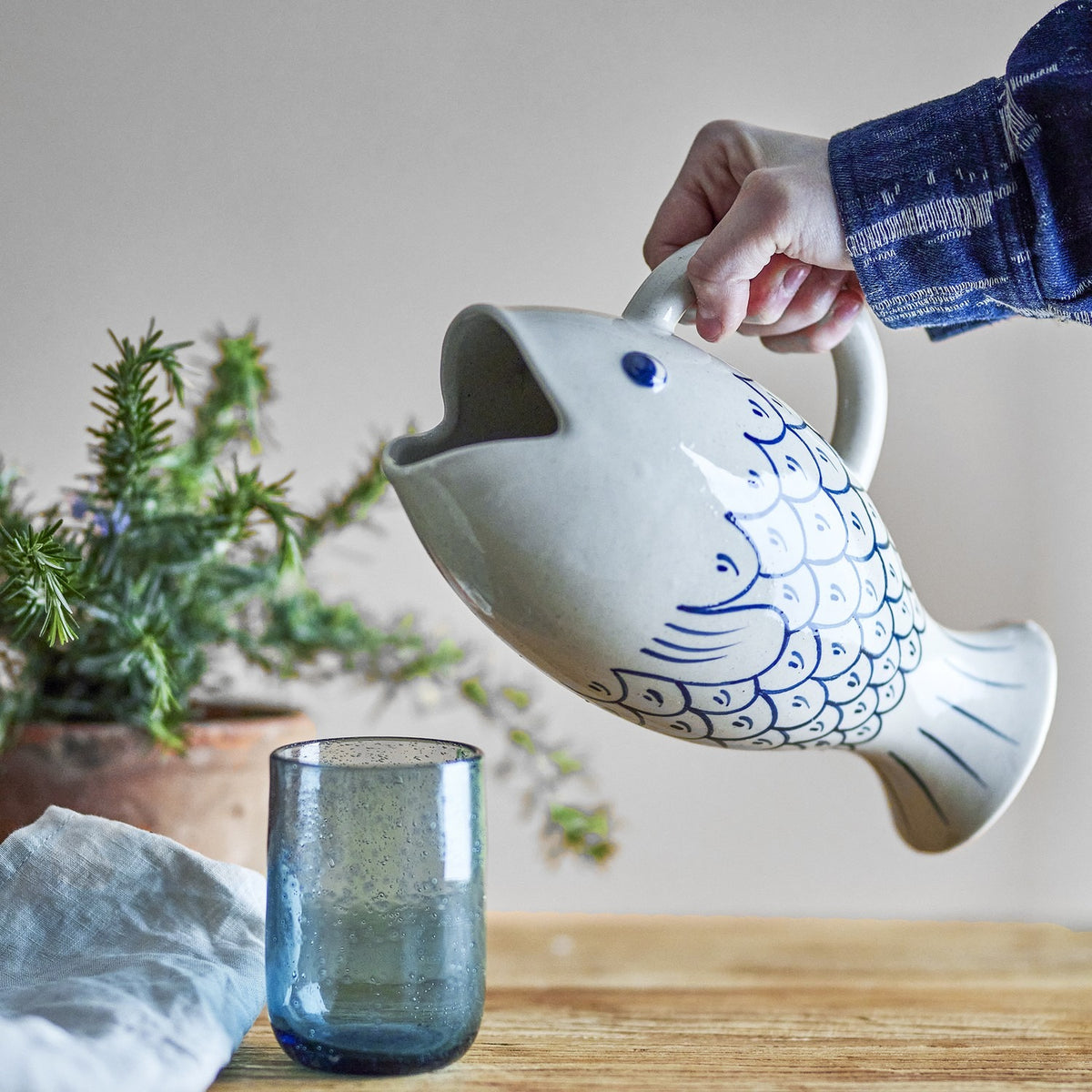 Eimy Fish Stoneware Jug - Cream