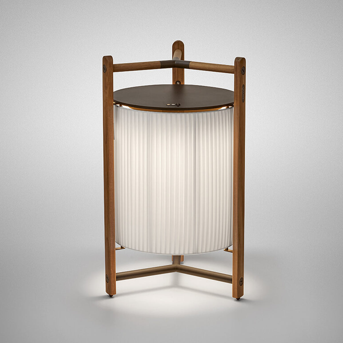 Kando P/76/R rechargeable LED floor lamp with pleated white ribbon shade, teak wood frame, and flat round aluminium top disc, on a plain light background.