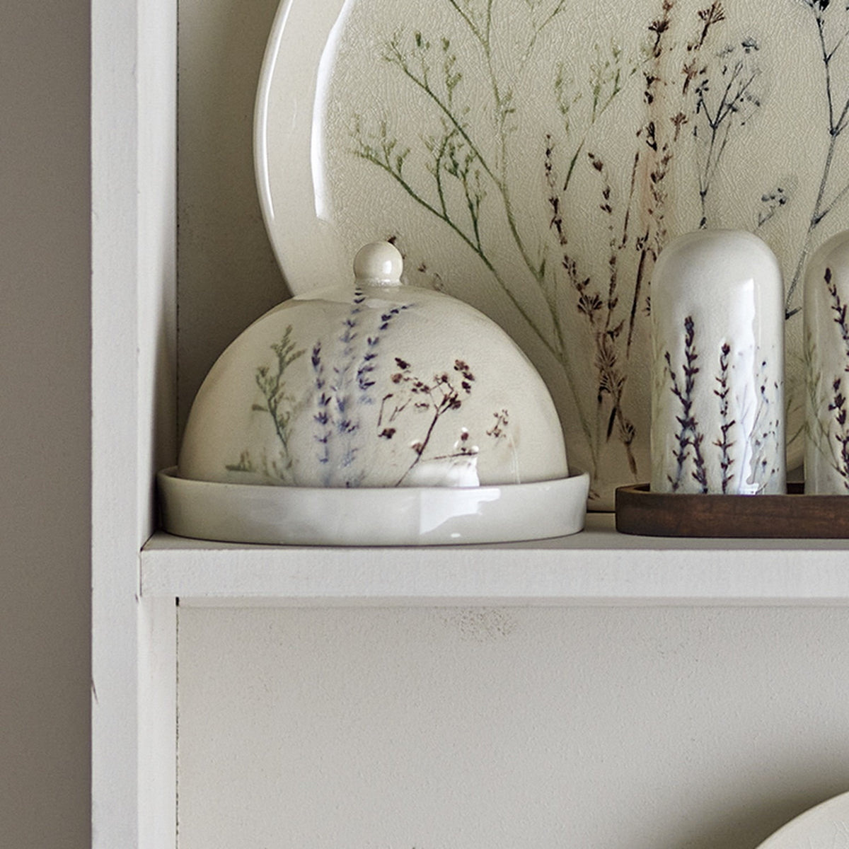 Bea Crackle Stoneware Butter Dish - Beige
