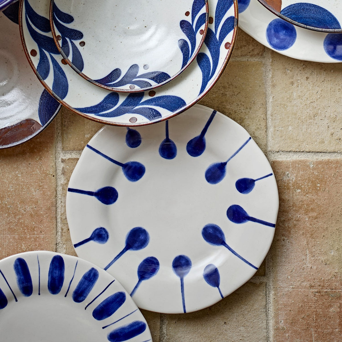 Linora Stoneware Side Plates Set of 3 - White