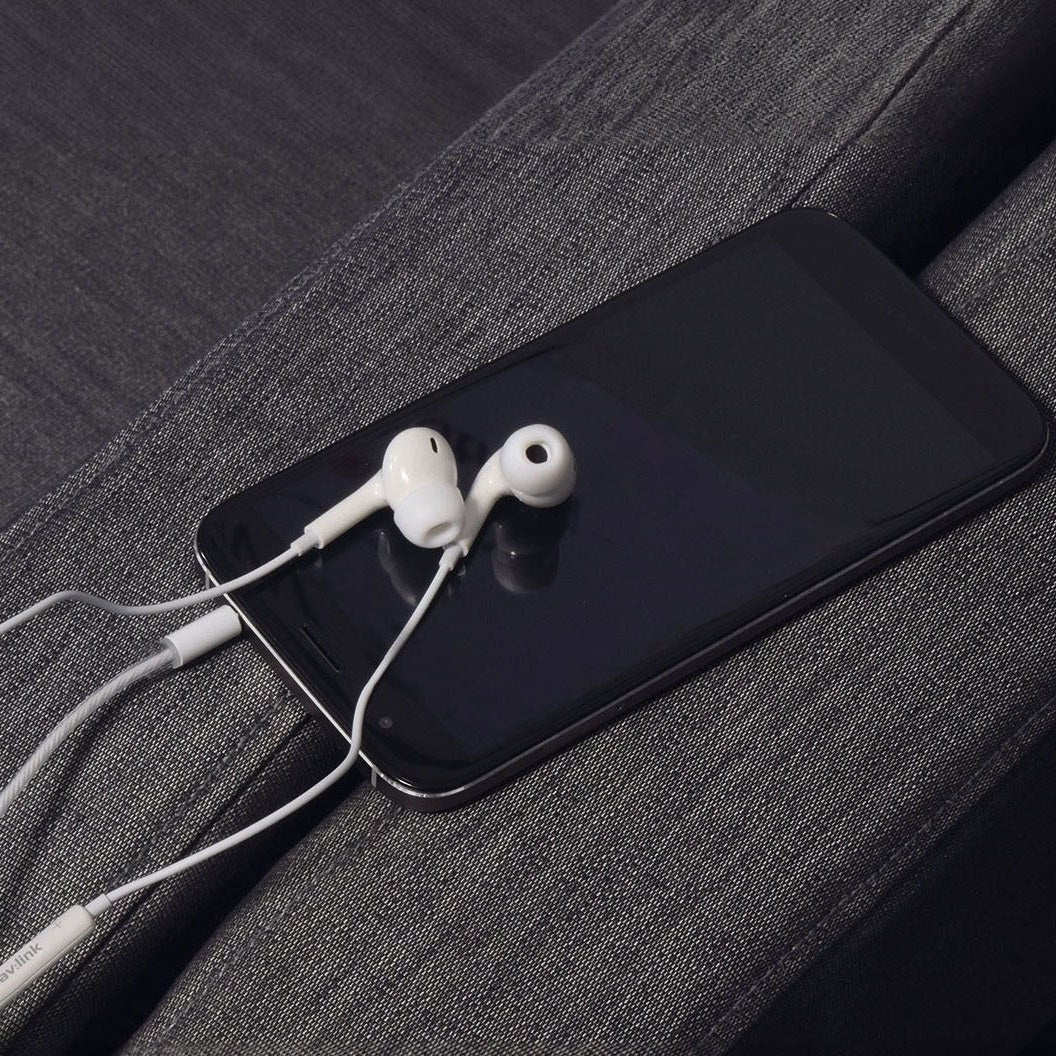 AV:Link Digital 3.5mm Wired Earphones with Mic