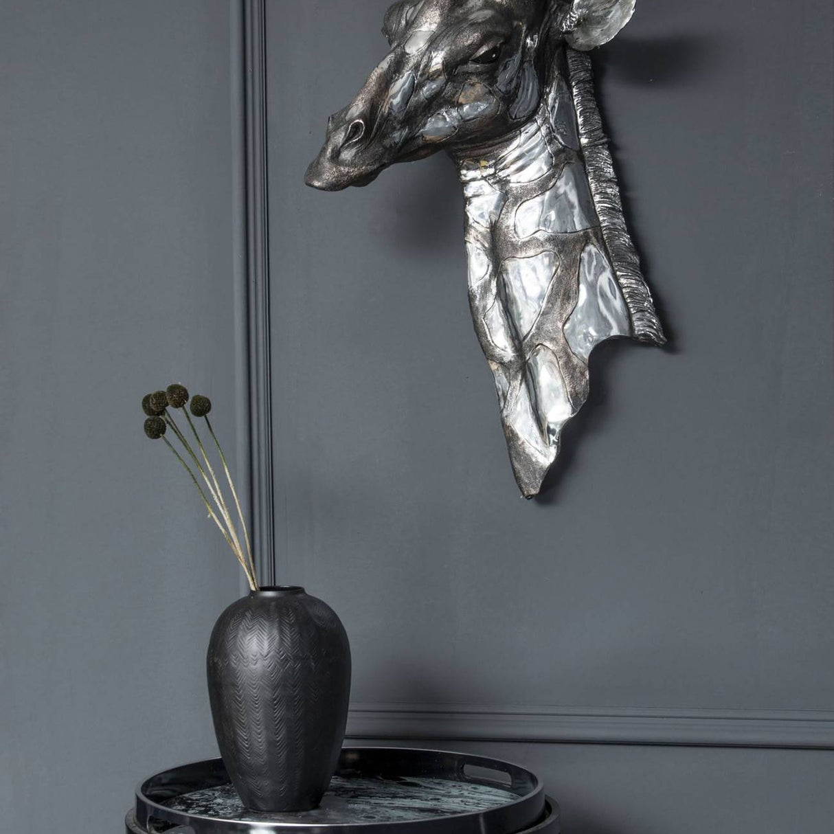 Textured Resin Giraffe Head Wall Art – Silver