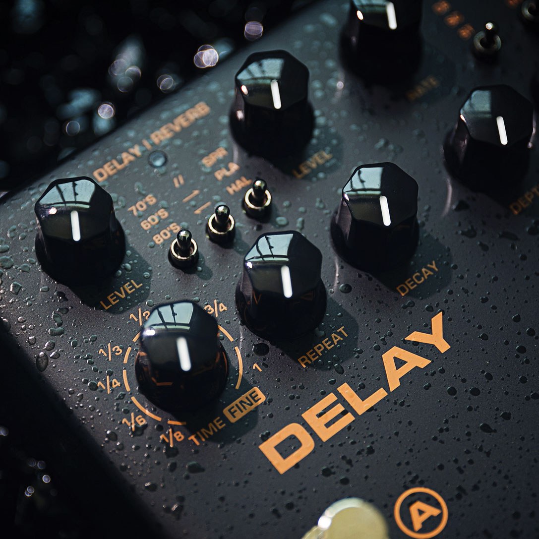 NU-X NME-3 Cerberus Multi-Effect Guitar Pedal