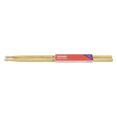 A pair of Chord Hickory Sticks 7AN, featuring nylon tips and bundled with a red and purple paper band, provides excellent shock absorption.