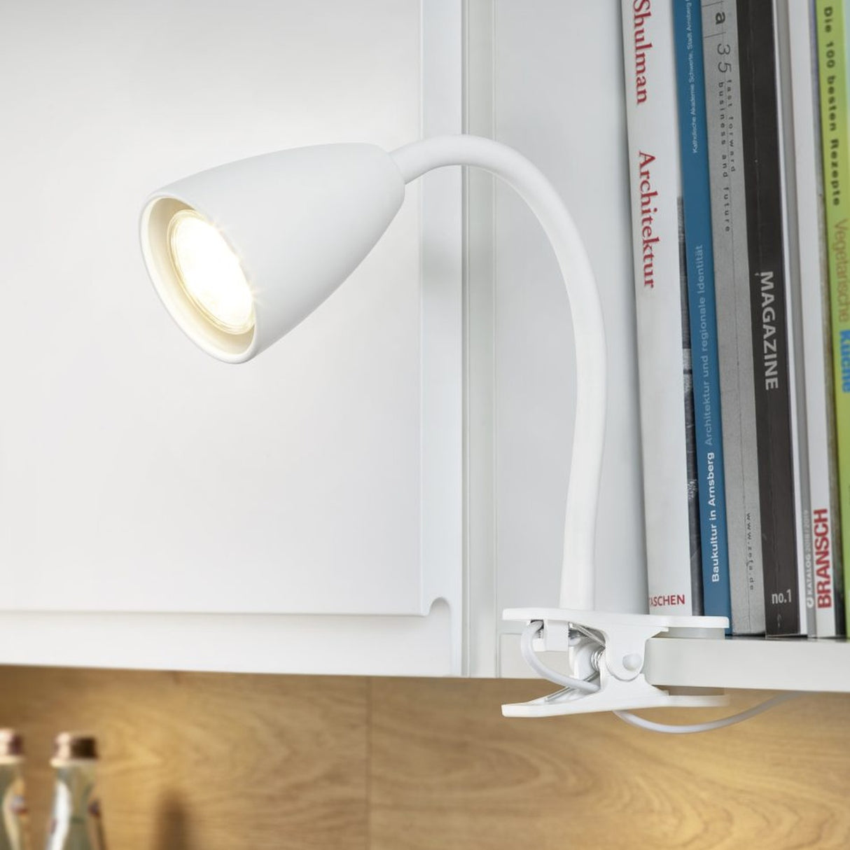 Wanda Table Lamp – Matt White