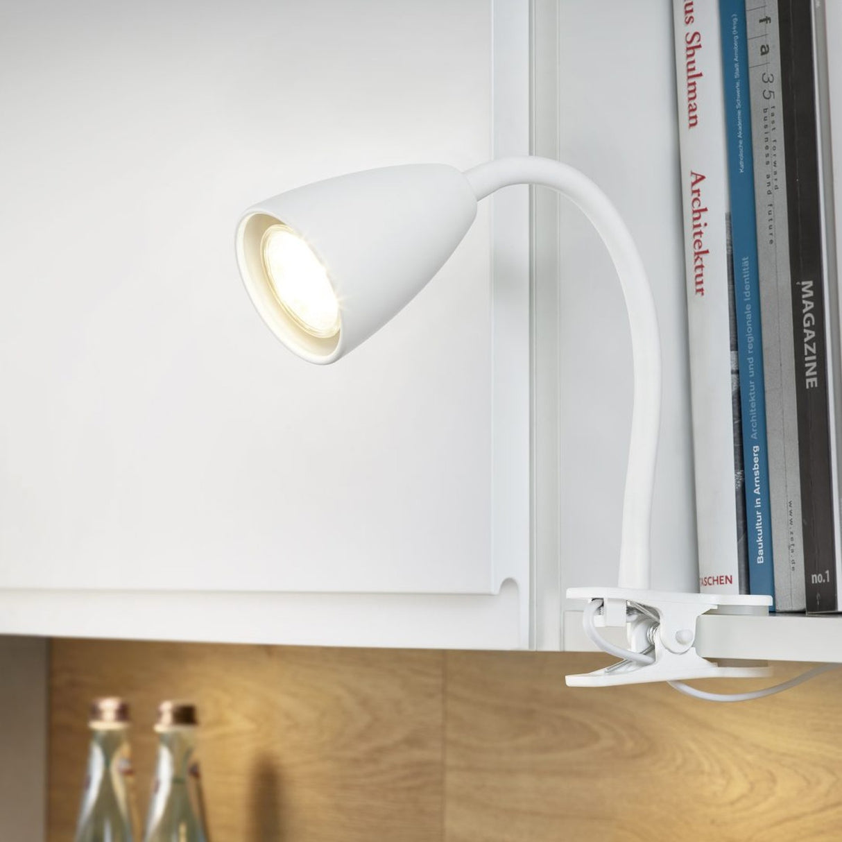 Wanda Table Lamp – Matt White