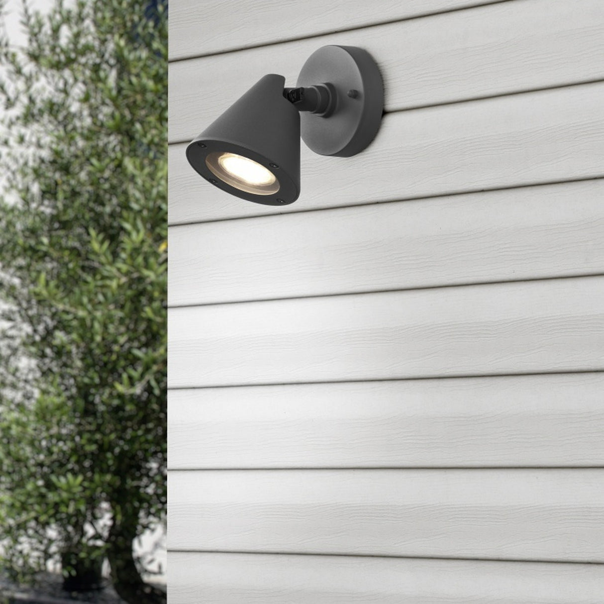 Kaveri Cone Outdoor Wall Light – Anthracite