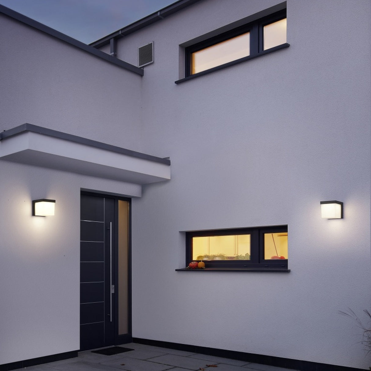 Yangtze LED Glass Outdoor Wall Light – Anthracite