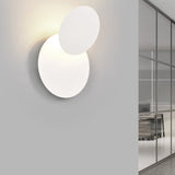 Mio LED Wall Light – Matt White