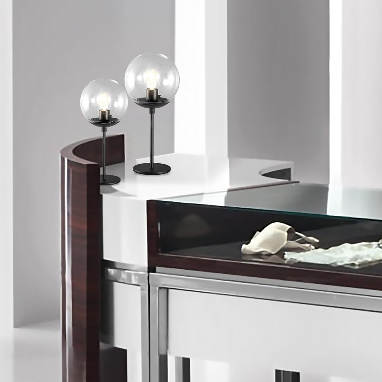 Global Globe Table Lamp
