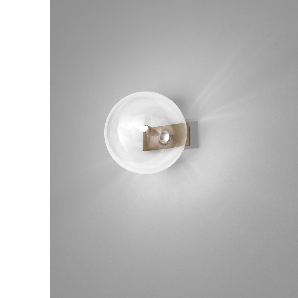 Estro Glass Globe Wall Light