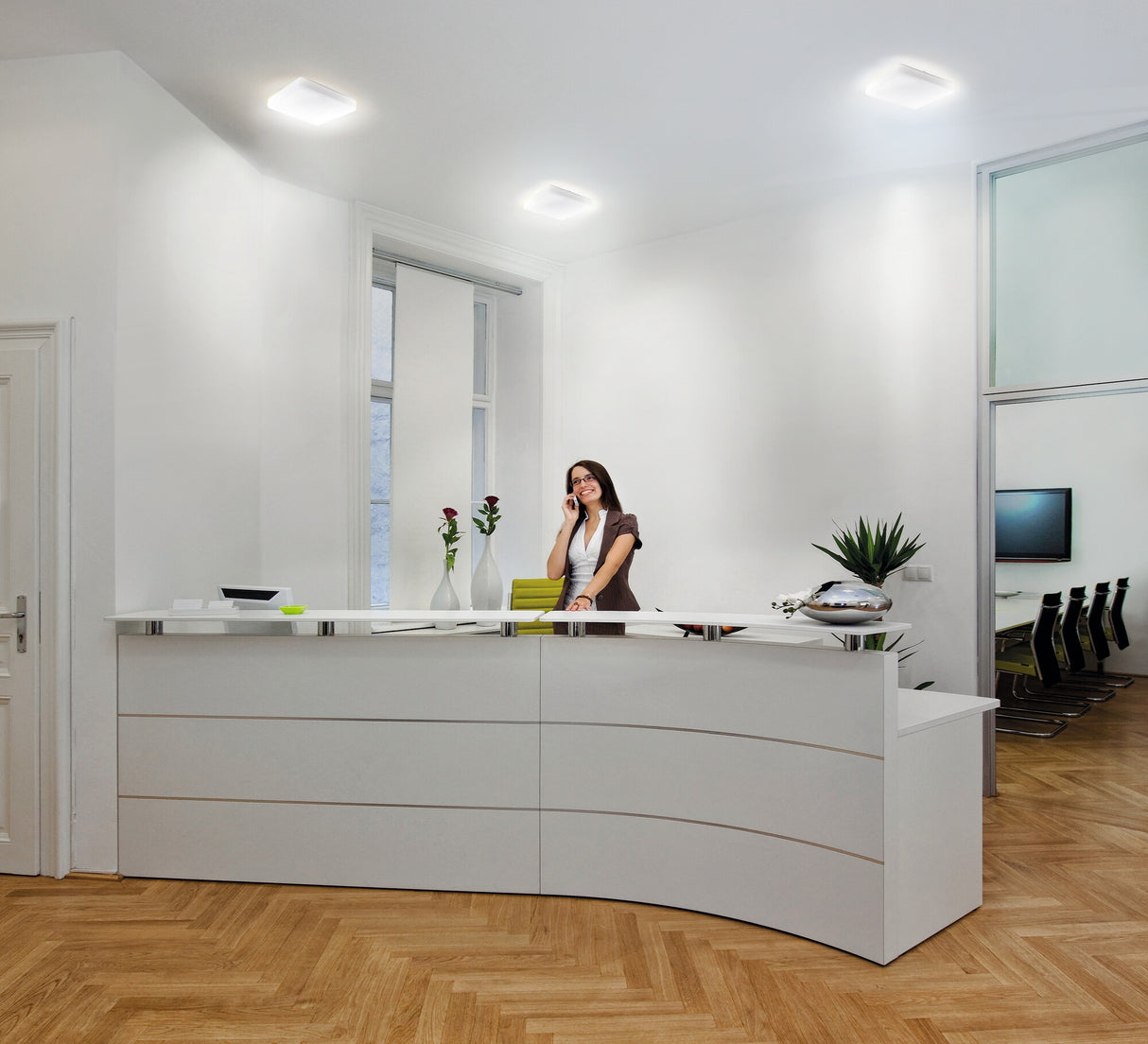Varso Ø280 18W LED Bulkhead PIR Cool White - White