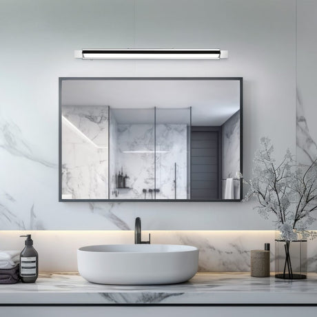 Fabrizio LED Linear Outdoor Wall Light – Chrome