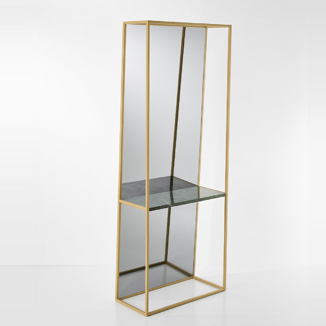 Chassis XL Deluxe free standing mirror in an open gold metal frame, 170cm high, with a green marble shelf set horizontally and a mirrored back panel, on a plain light background.