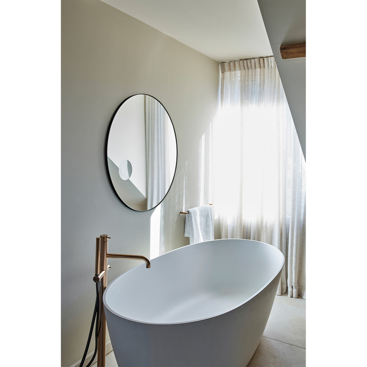 Hoop Zoom Black Round Wall Mirror 85cm - Magnifying