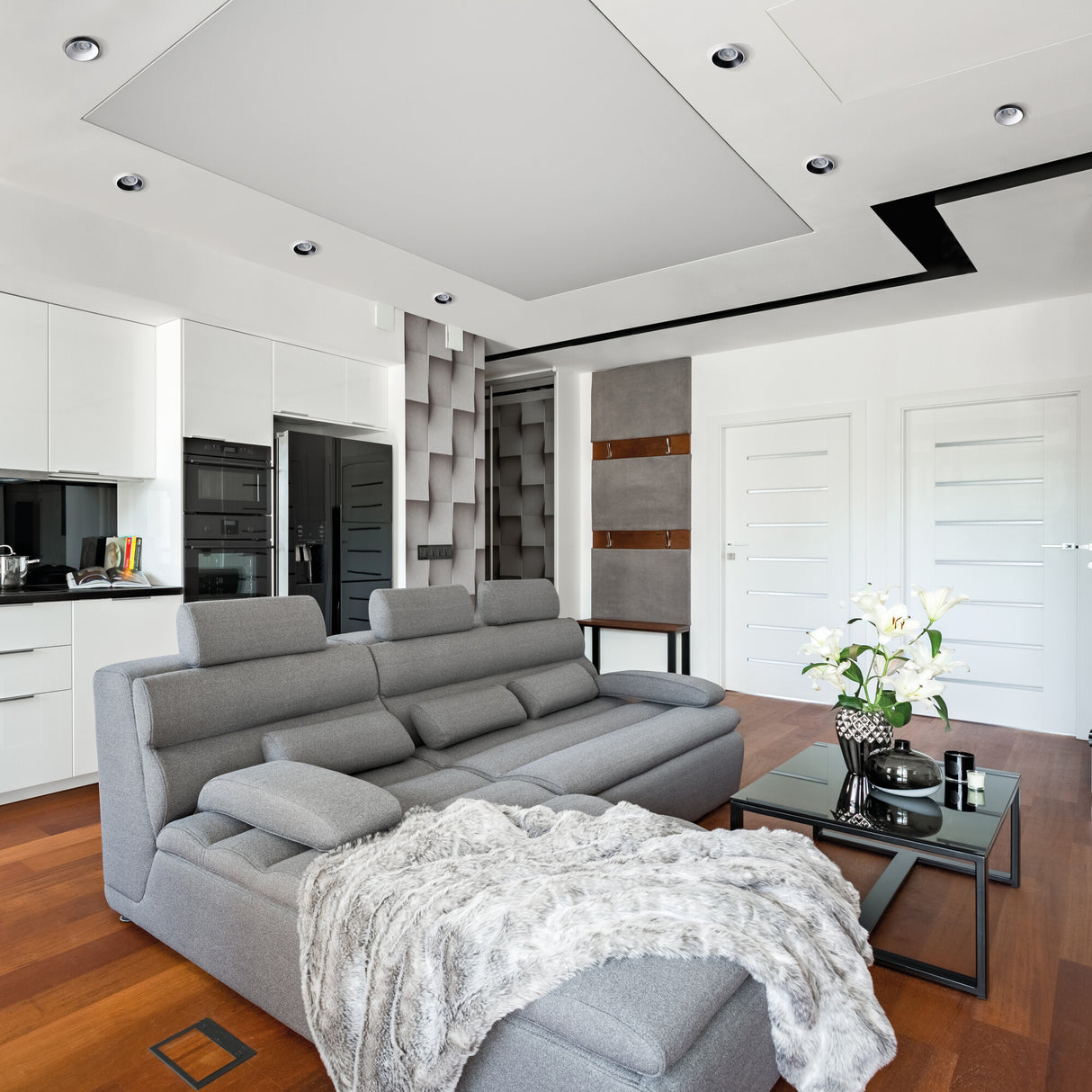 Simen Ø80 GU10 Round Recessed Spotlight - Gold / White (G/W)