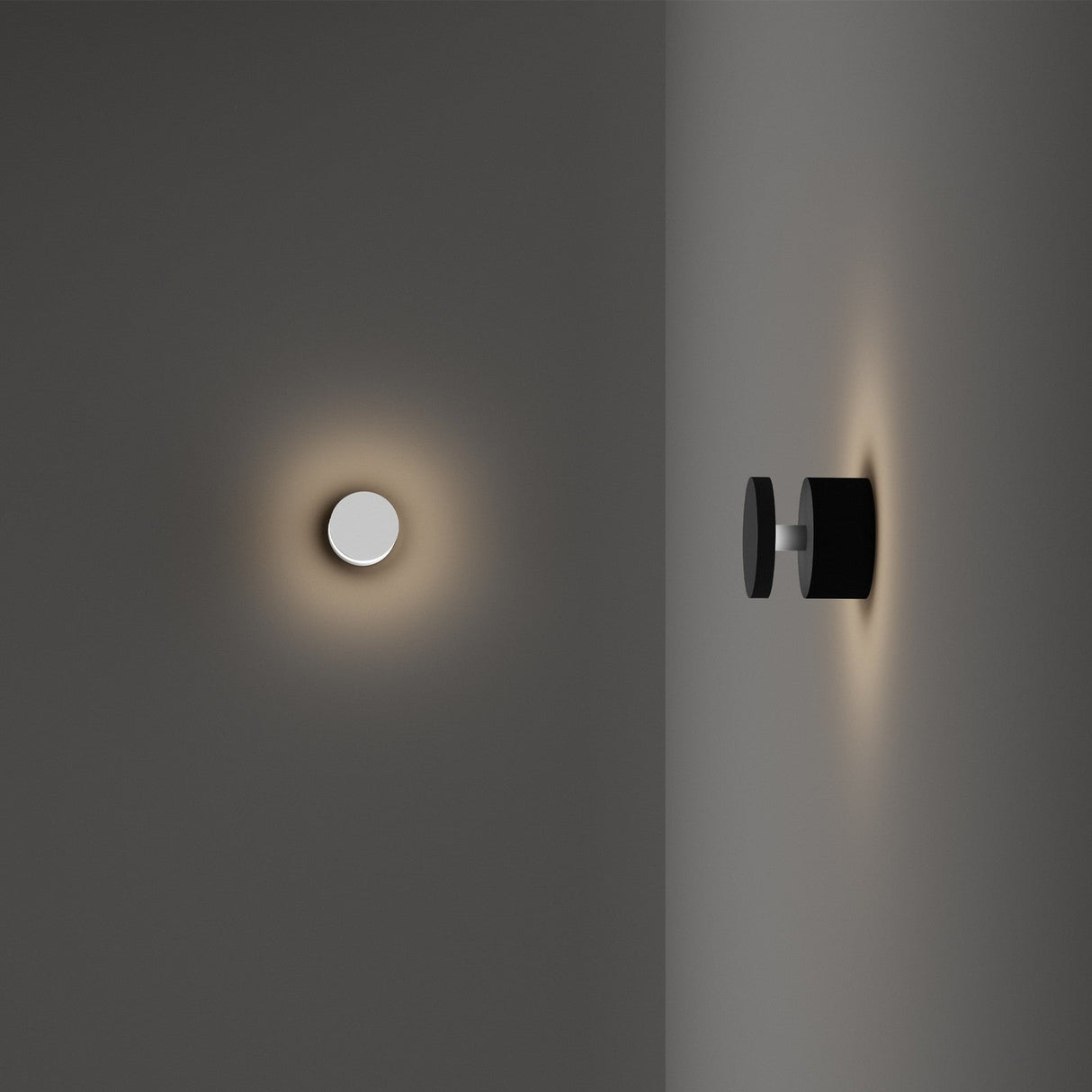 Toffee Outdoor Wall Light - Anthracite in situ