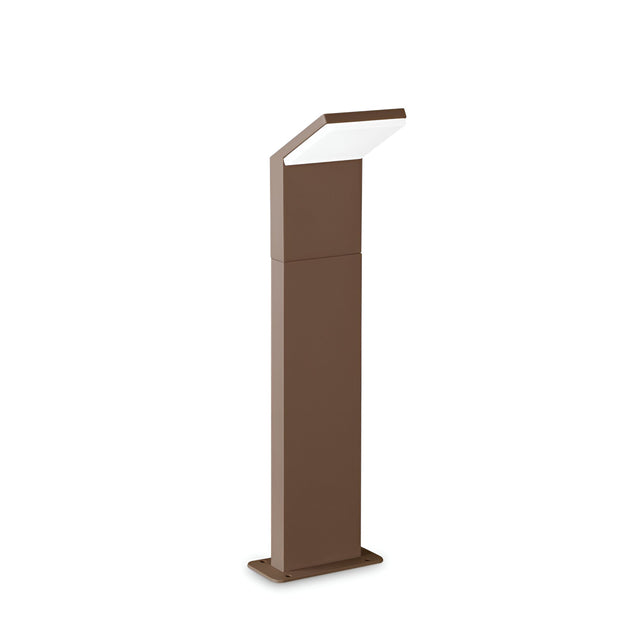 Introducing the Brillix Outdoor LED Bollard Light, a modern brown lamp post with a rectangular base and angled top. It features an energy-efficient white light panel at 4000K and offers durable construction. Its sleek and minimalist design makes it perfect for contemporary outdoor settings. The bollard measures 50cm in height, making it an ideal choice for illuminating your outdoor spaces.