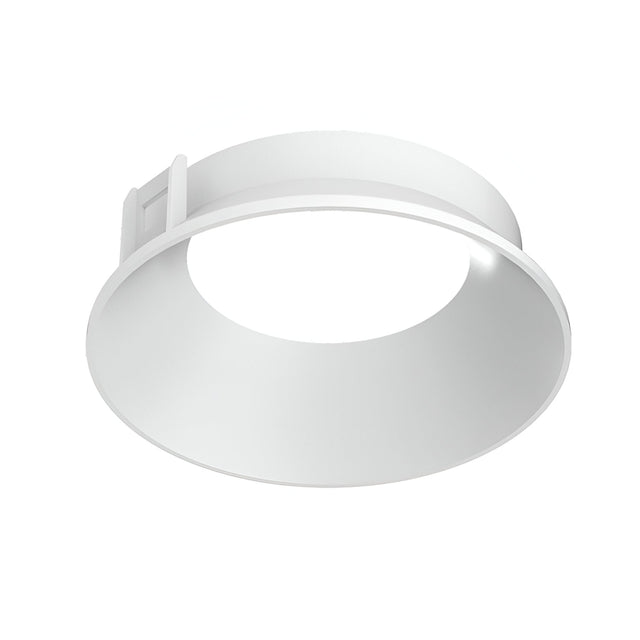 The Glistenis Reflector Round Frame 94mm in white boasts a smooth, minimalist design with a circular frame and clean, unobtrusive rim. It integrates seamlessly into ceilings for a modern downlighting solution, offering an elegant lighting effect.