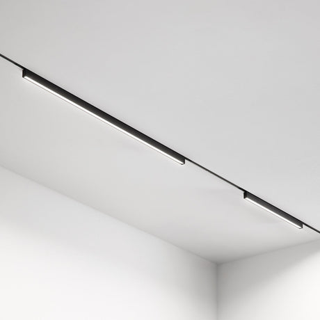Deva Track Wall Washer 21W - Black in situ