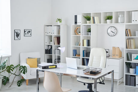 Nedia 10W E14 Desk Lamp - White