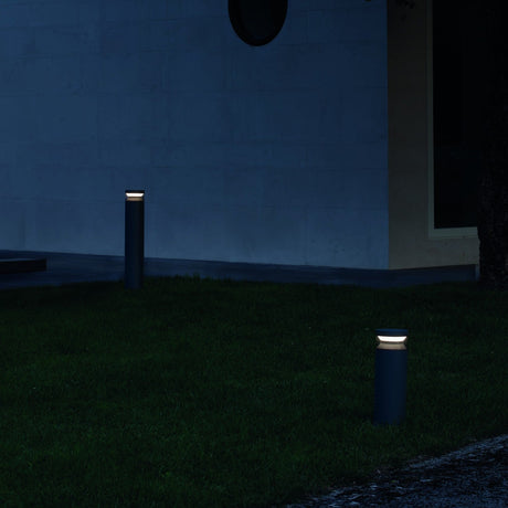 Boeing Bollard Light 150mm - Black in situ