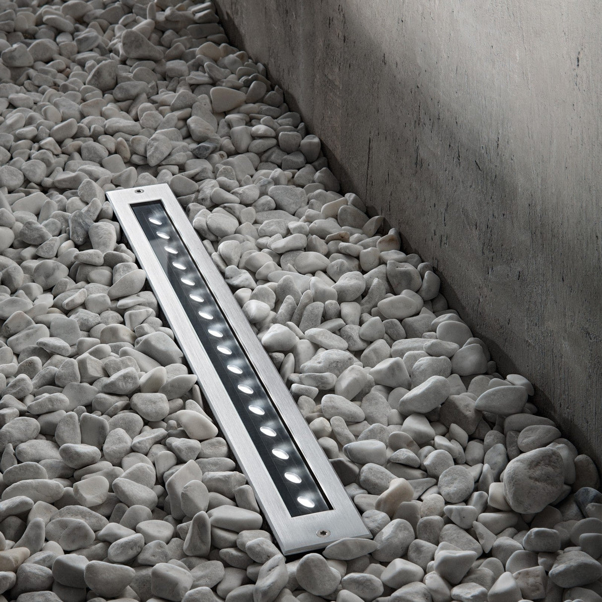 Thor In-Ground Light 10W - Anthracite in situ