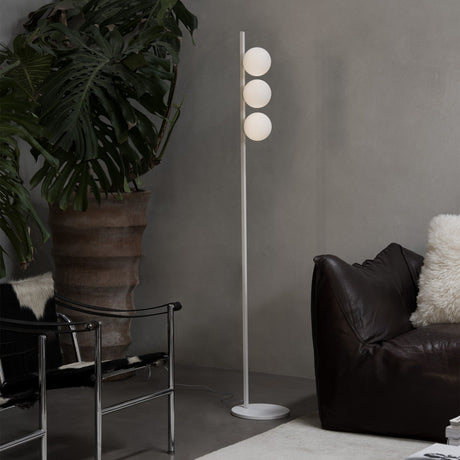 Binomio Floor Lamp - Brass in situ