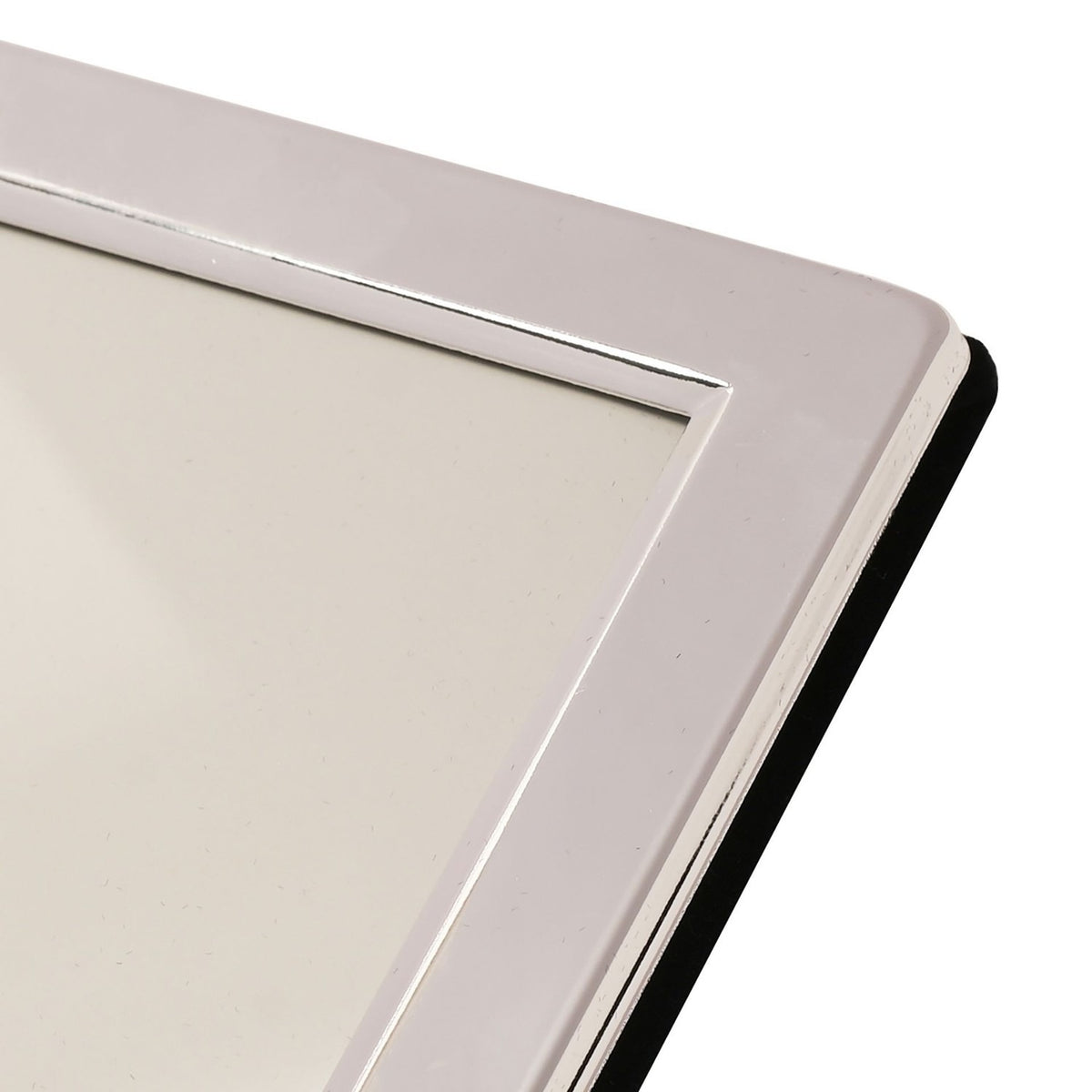 Flat Edge Silverplated Metal Photo Frame 7 x 5in - Silver