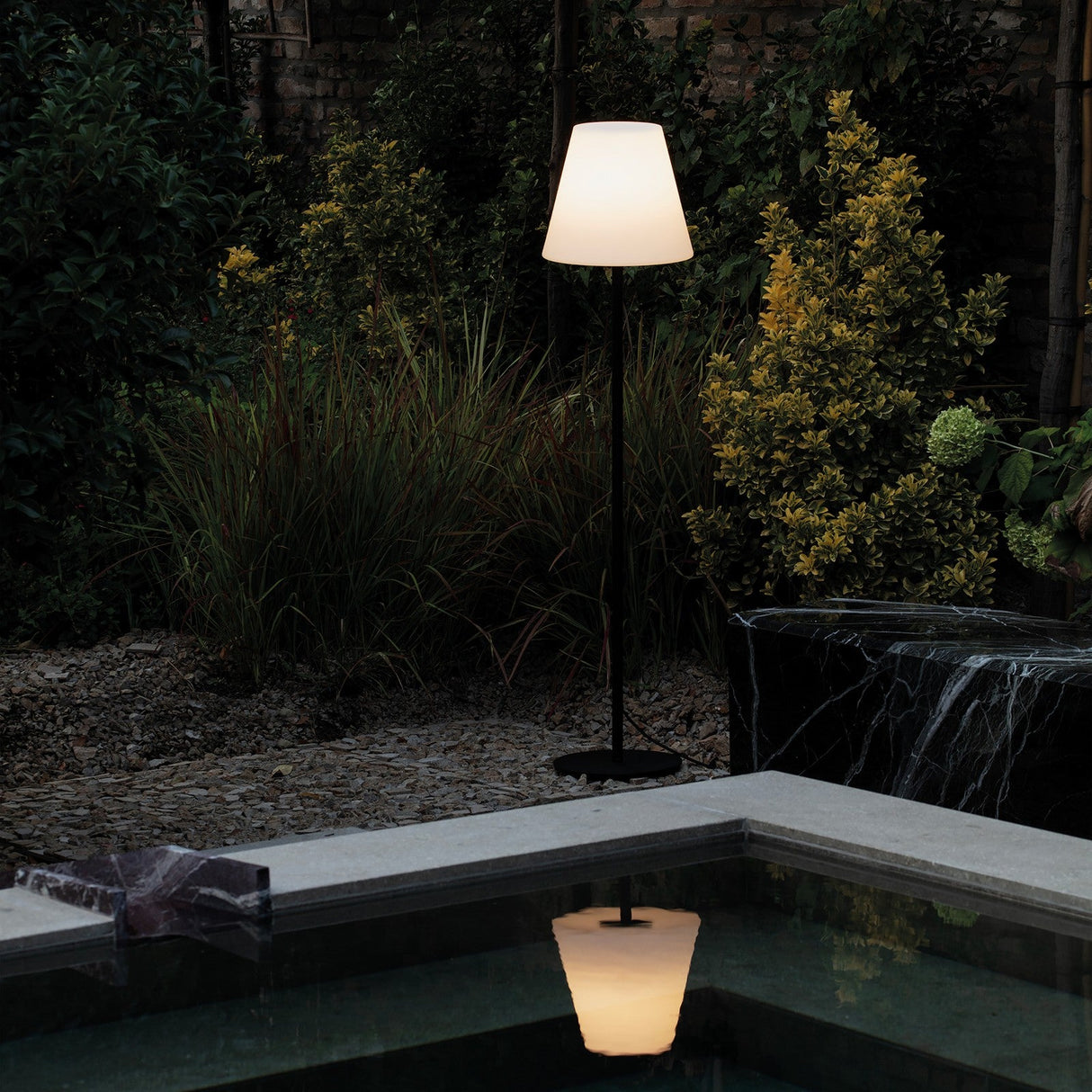 Arcadia Table Lamp - White in situ