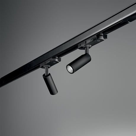 Play Track Spotlight 7W - Black in situ