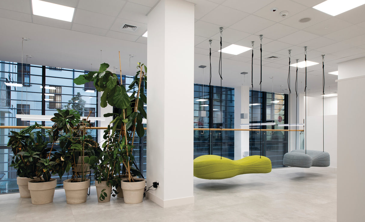 BLINGO UAIO RM38W 120 lit in an office ceiling arrangement