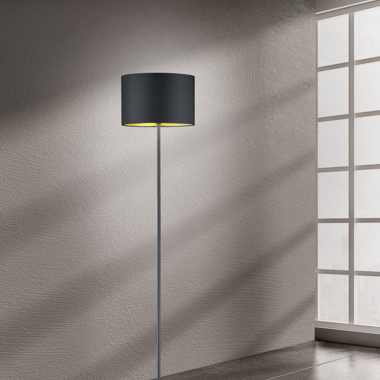 Hostel Tube Floor Lamp – Matt Black