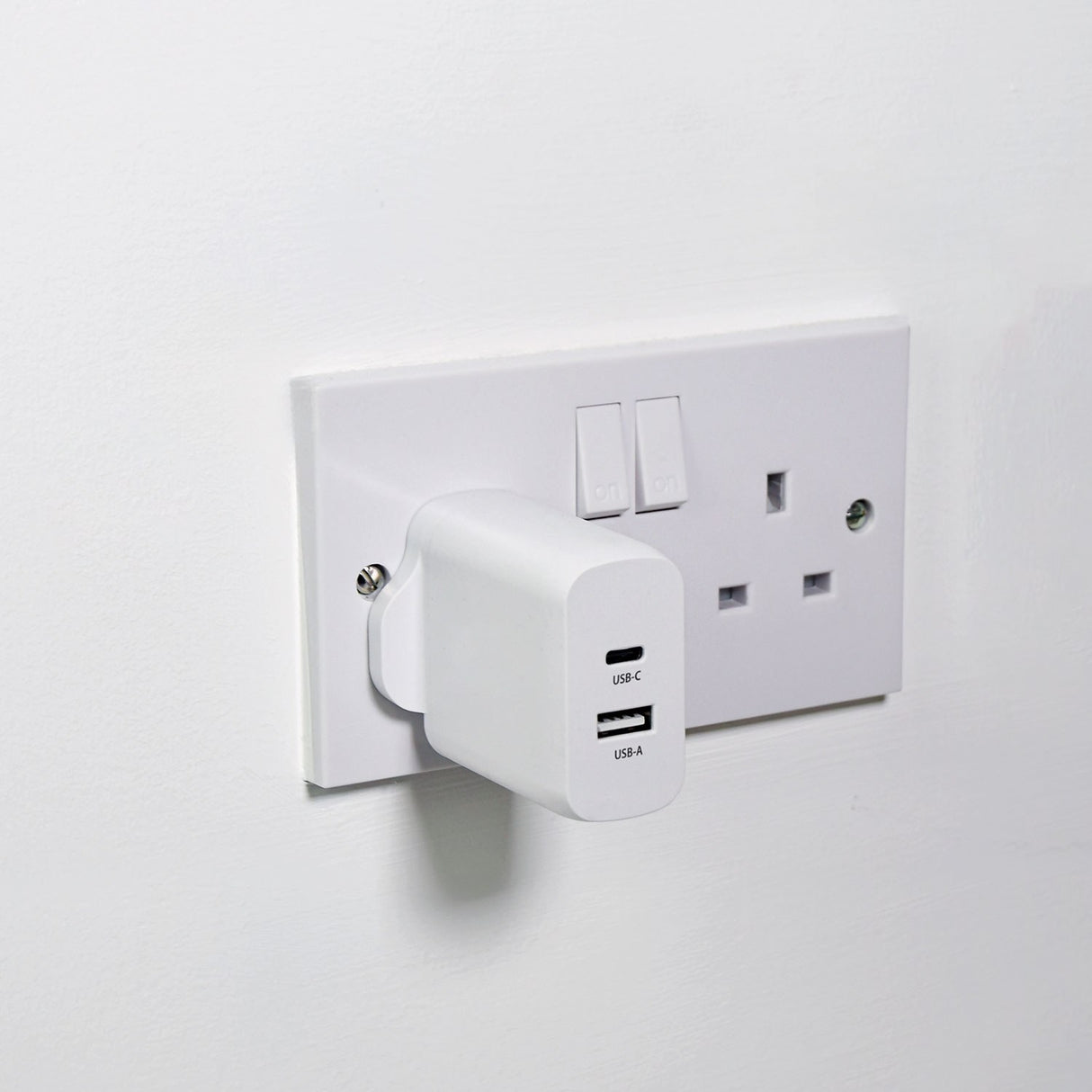 Mercury 45W GaN USB-A & USB-C Fast Charger