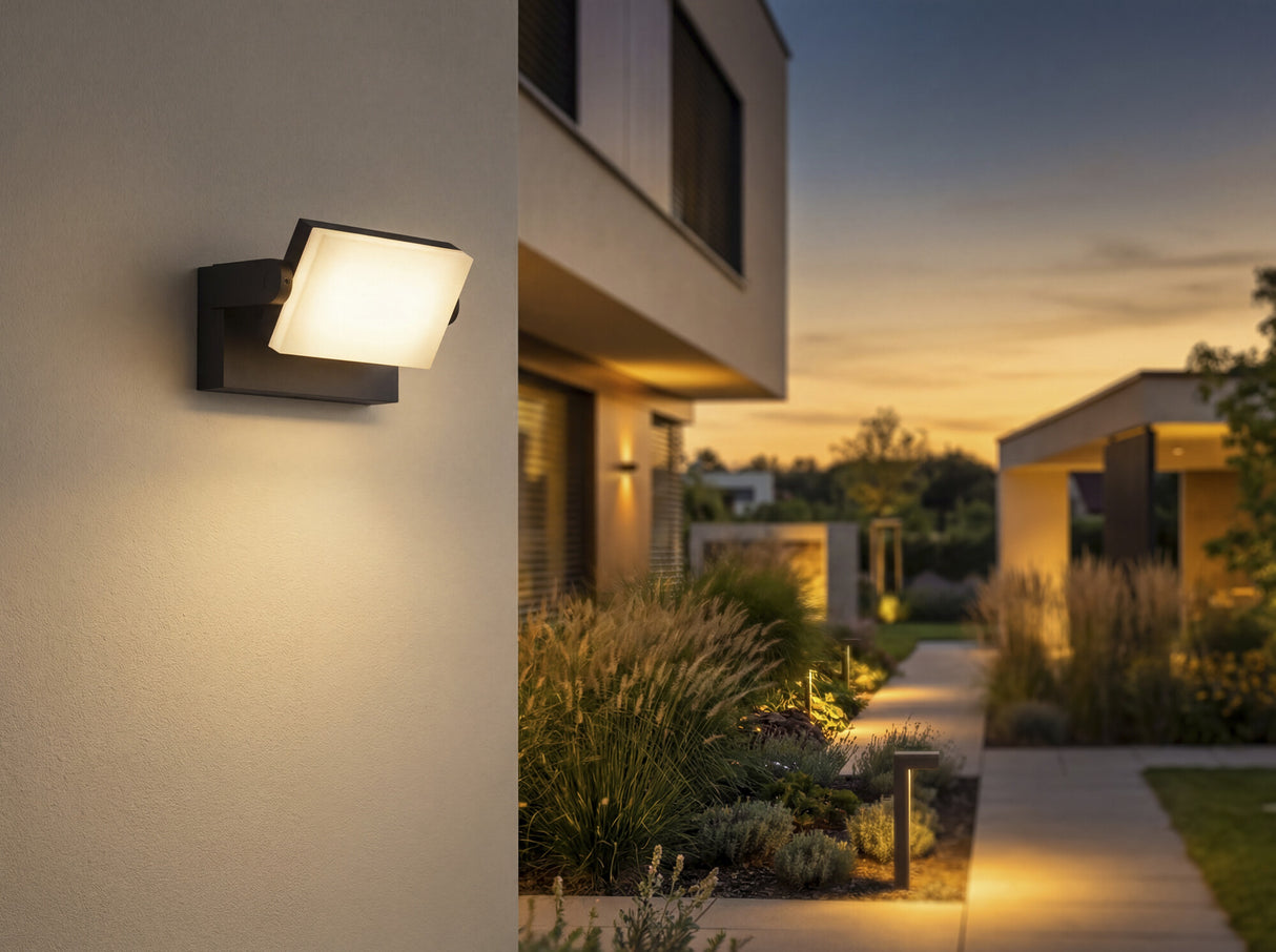 XERTO EL 20W Garden Spike Light IP65 Colour Selectable - Black