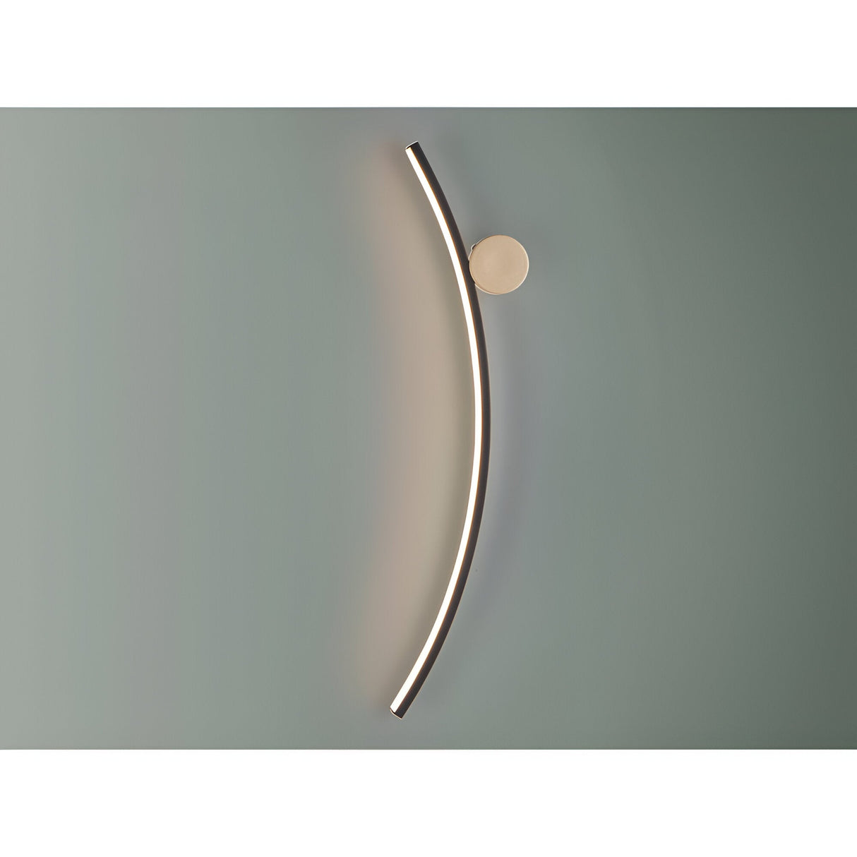 Smile LED Wall Light 8W 3000K - Black/Gold