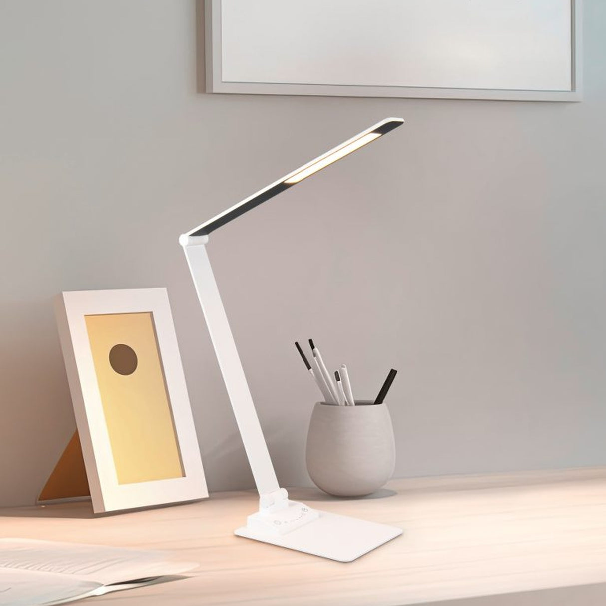 Travis LED USB Table Lamp – Matt White