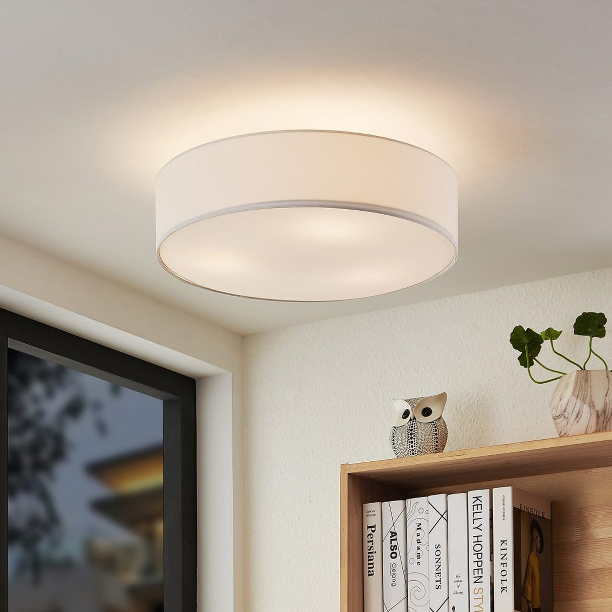 Hotel 3 Light Round Ceiling Light – White