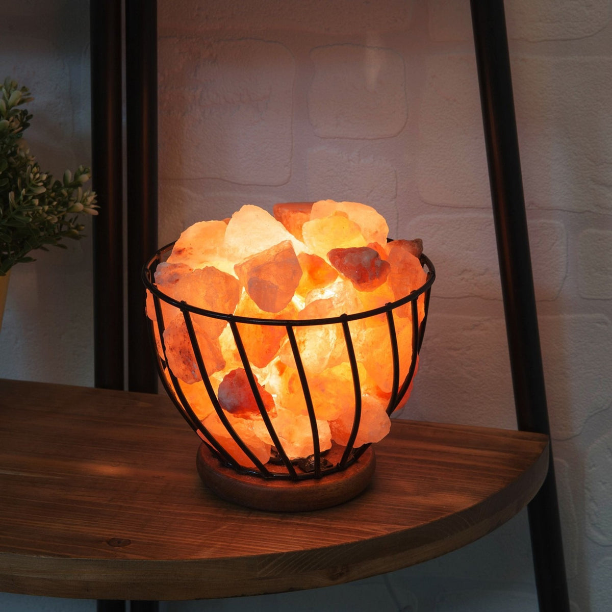 Round Himalayan Rock Salt Metal Basket Table Lamp - Pink