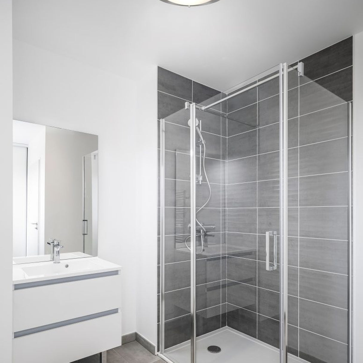 Condus Glass Ceiling Light – Satin Nickel
