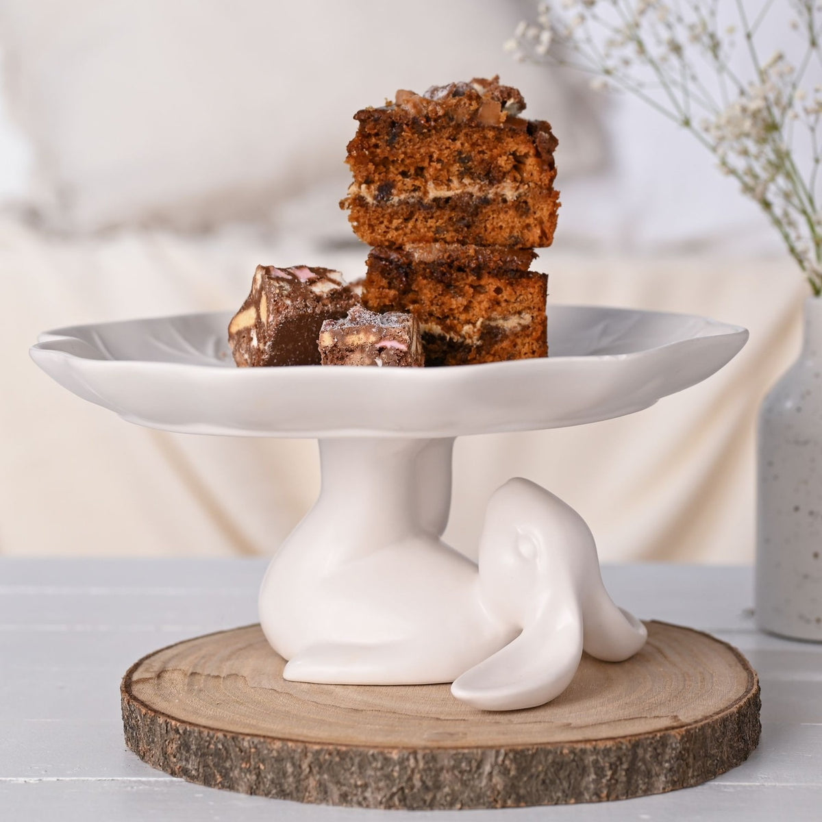 Lop-Eared Bunny Ceramic Cake Stand with Leaf Top - White