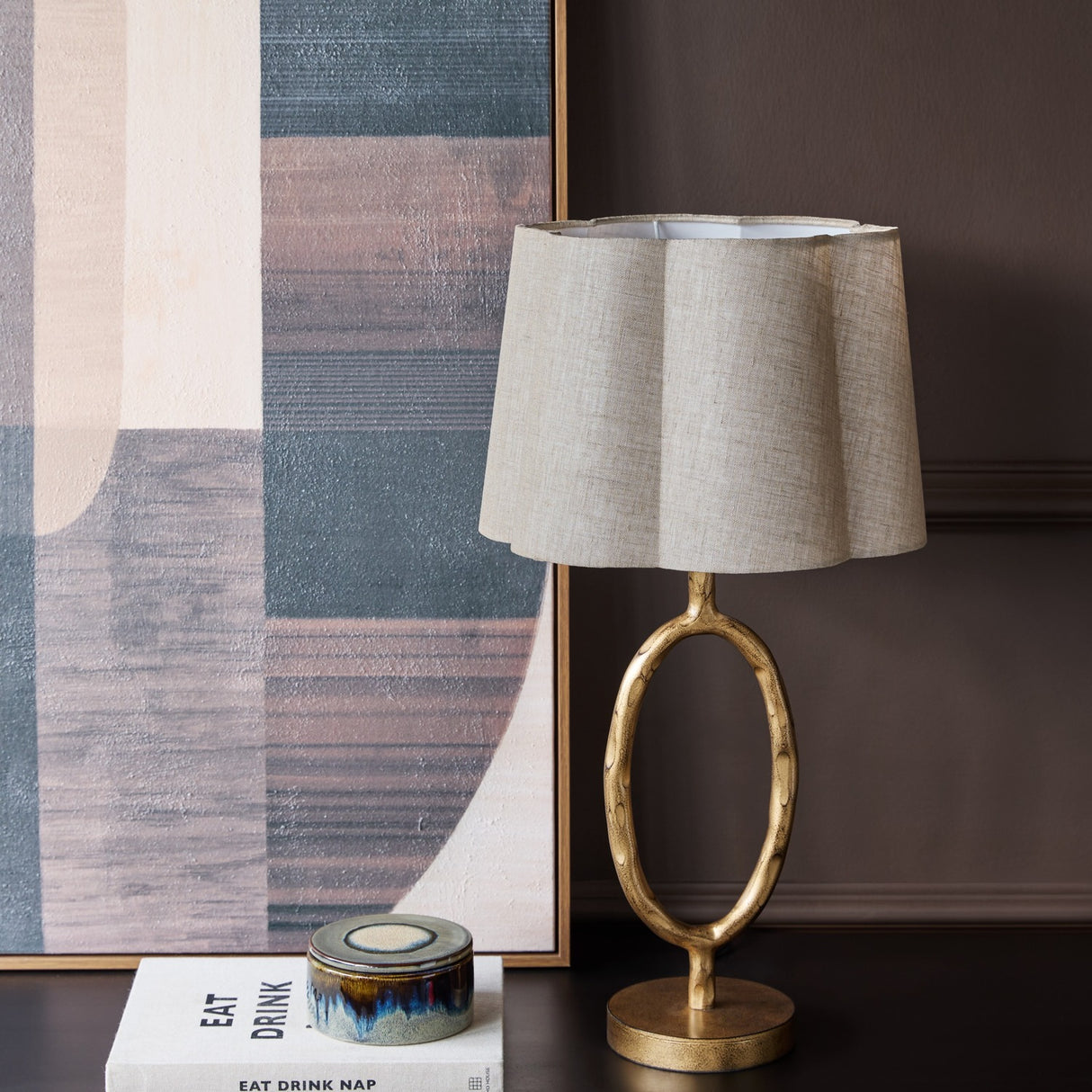 Hammered Oval Loop Champagne Gold Table Lamp