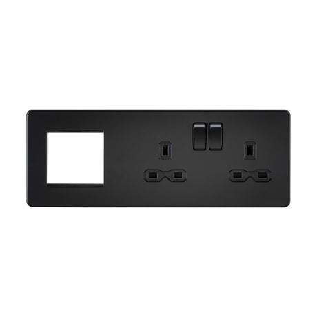 The 13A 2 Gang DP Socket + 2 Gang Modular Combination Plate in Matt Black, featuring a black insert, offers two UK-style power sockets with on/off switches and is complemented by an empty square cutout for modular plate options. This sleek and screwless design is set against a white background.