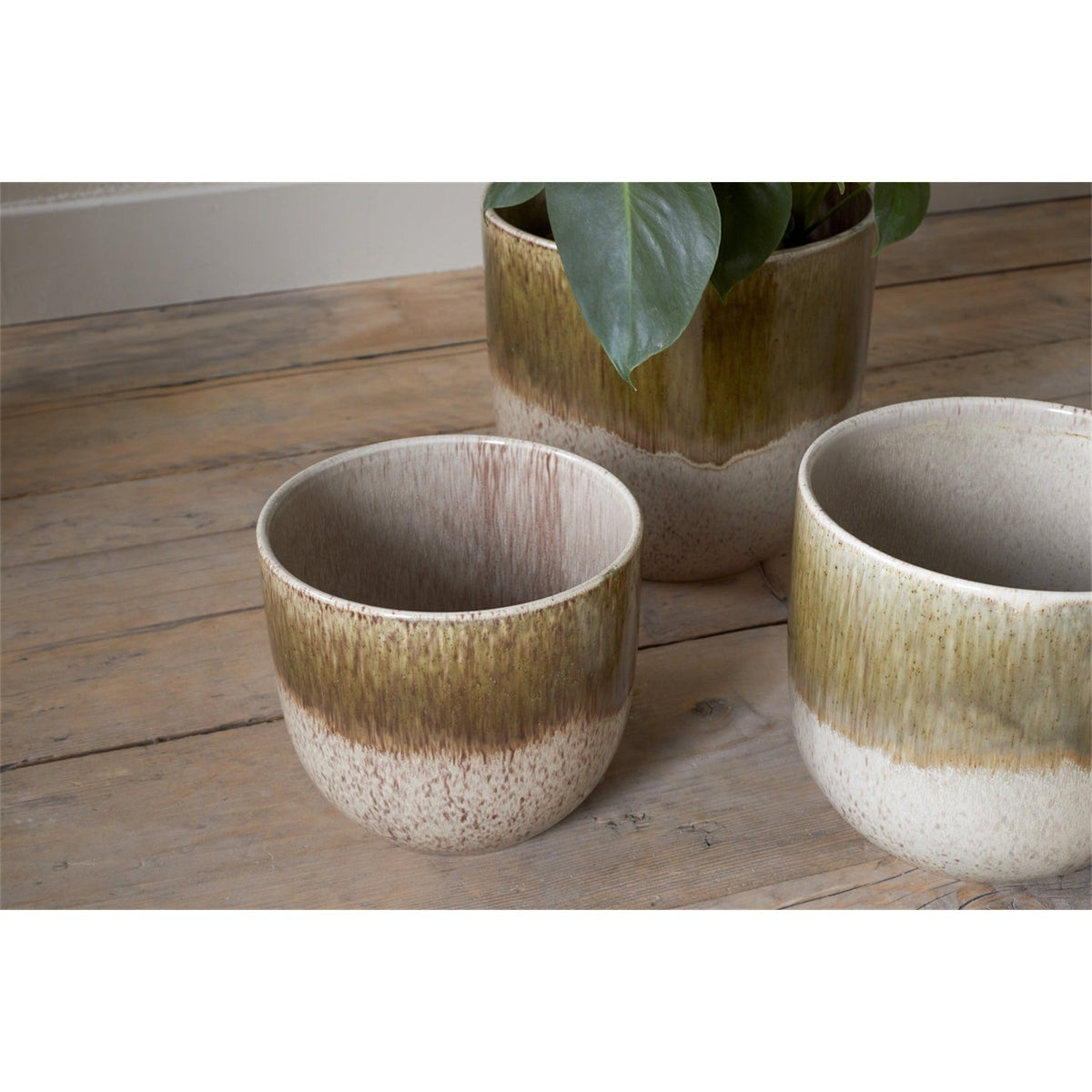 Almeida Medium Reactive Glaze Planter - Olive & Natural