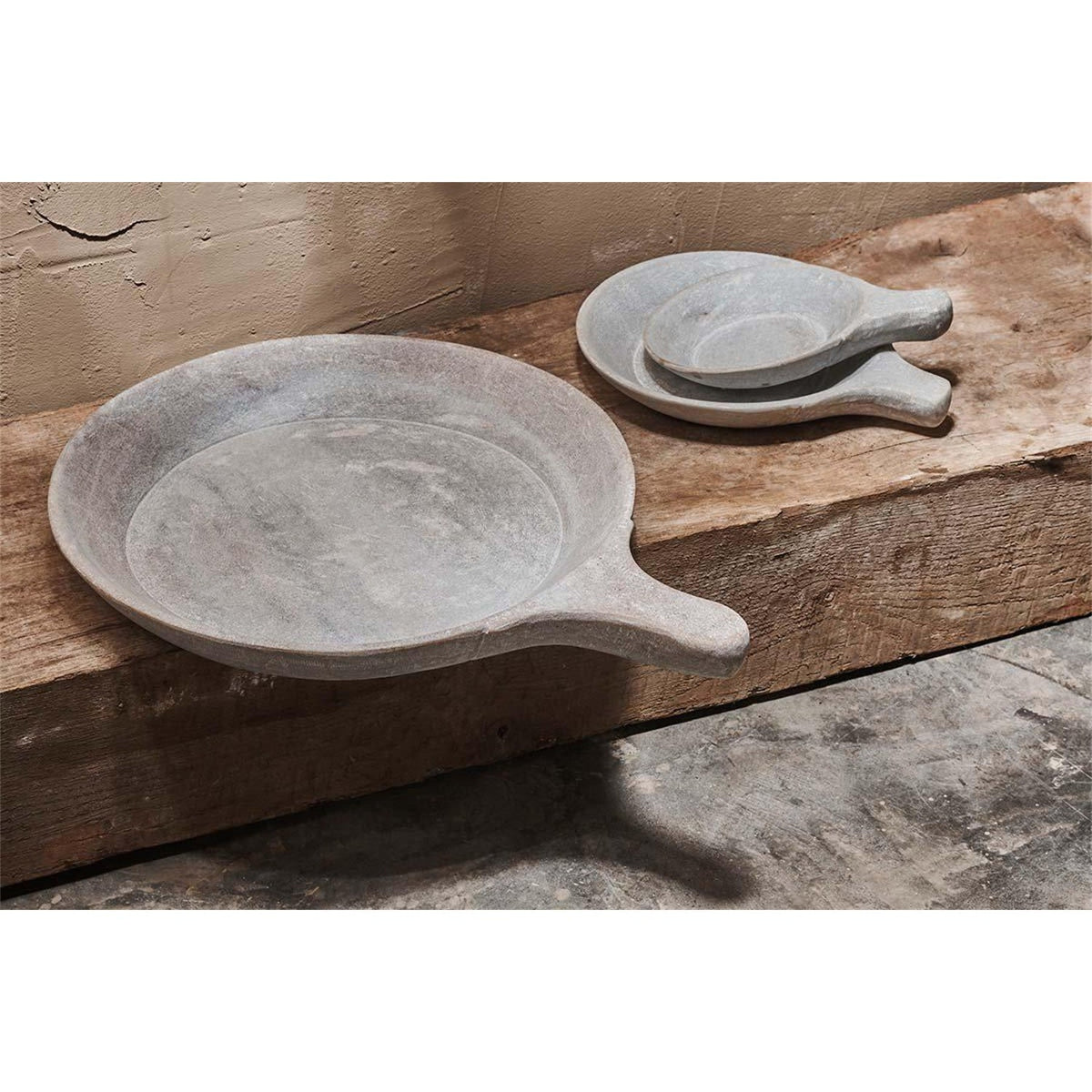 Darassa Medium Stone Serving Platter - White