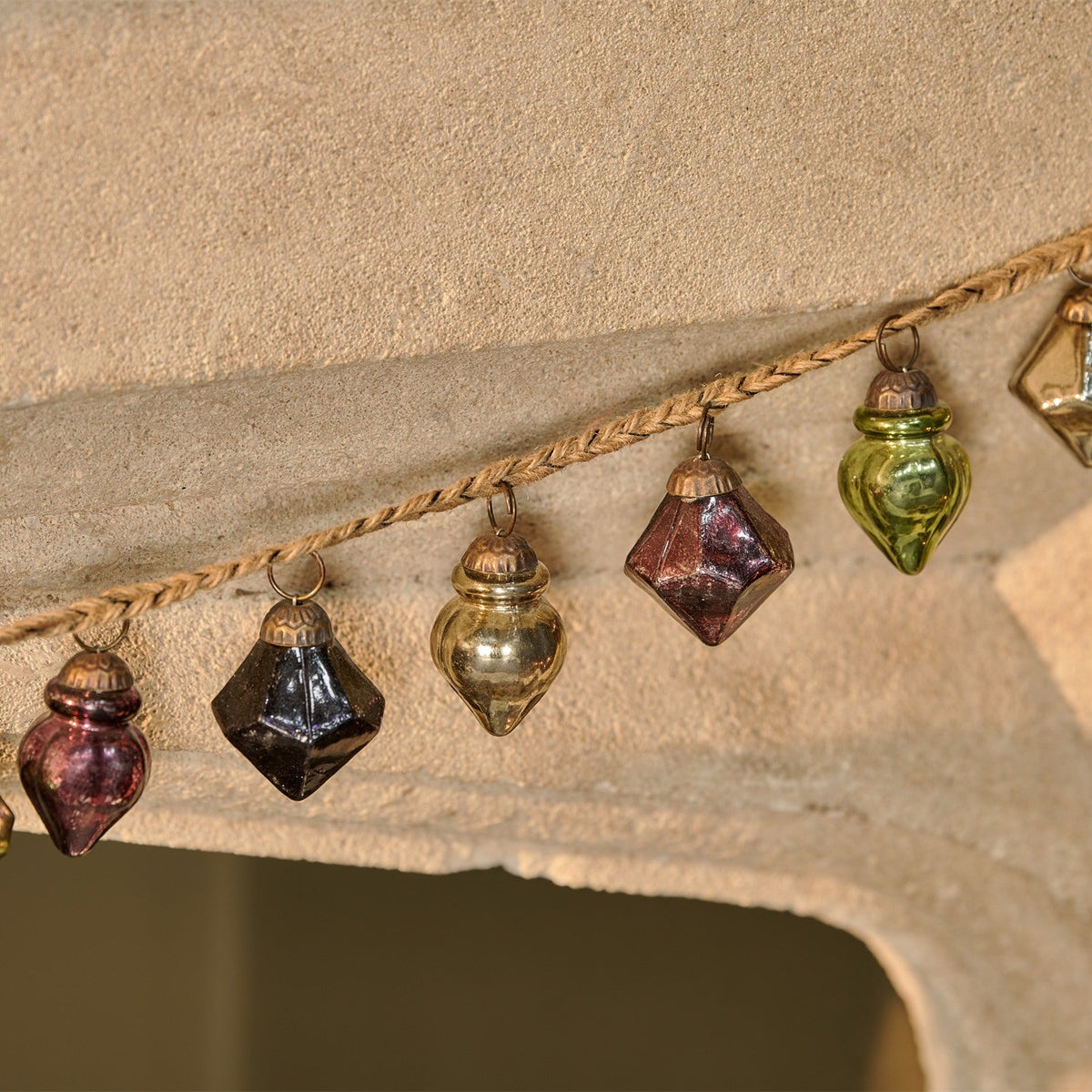 Ekiti 130cm Bauble Garland - Mixed Colours