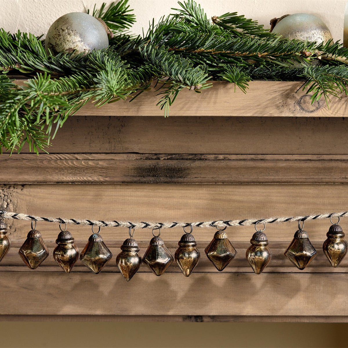 Ekiti 130cm Bauble Garland - Antique Gold
