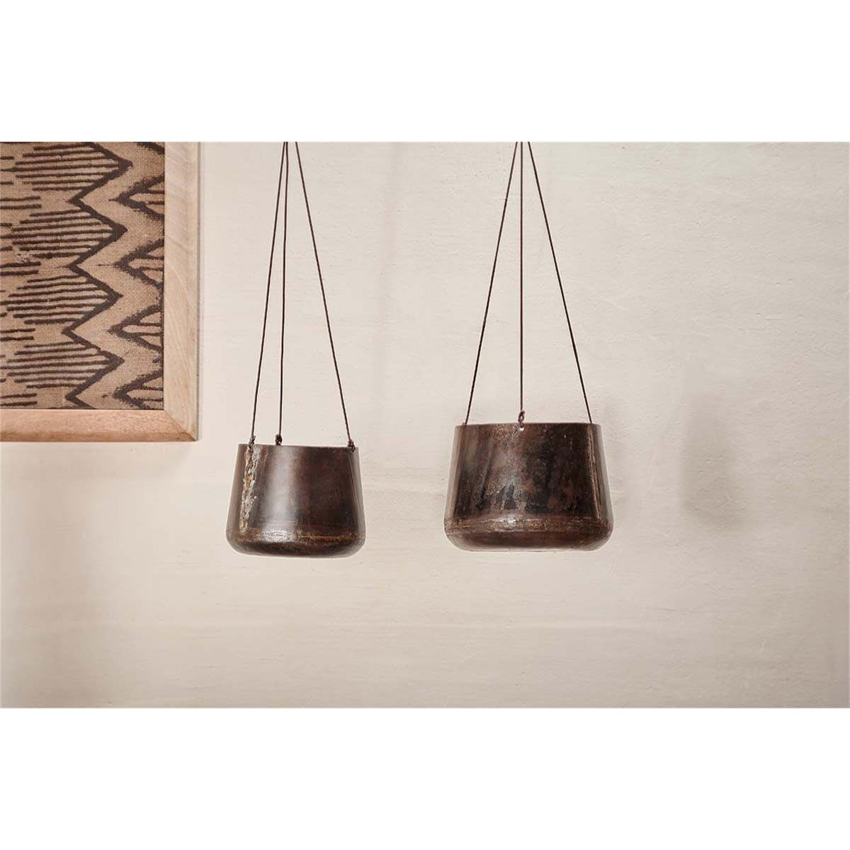 Endo Large Reclaimed Iron Hanging Planter - Black